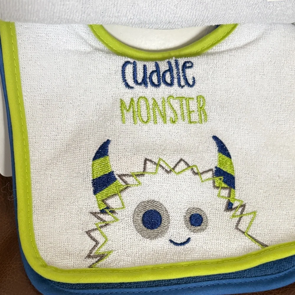 Parents Choice 4 pack Infant Bibs - Green and Blue